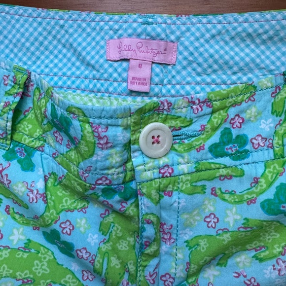 Lilly Pulitzer 5” Callahan Shorts - “See You Later Alligator” Print - Picture 6 of 8
